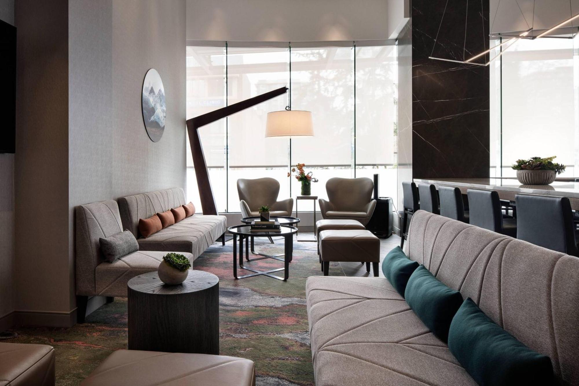 Vancouver Airport Marriott Hotel Ричмонд Экстерьер фото